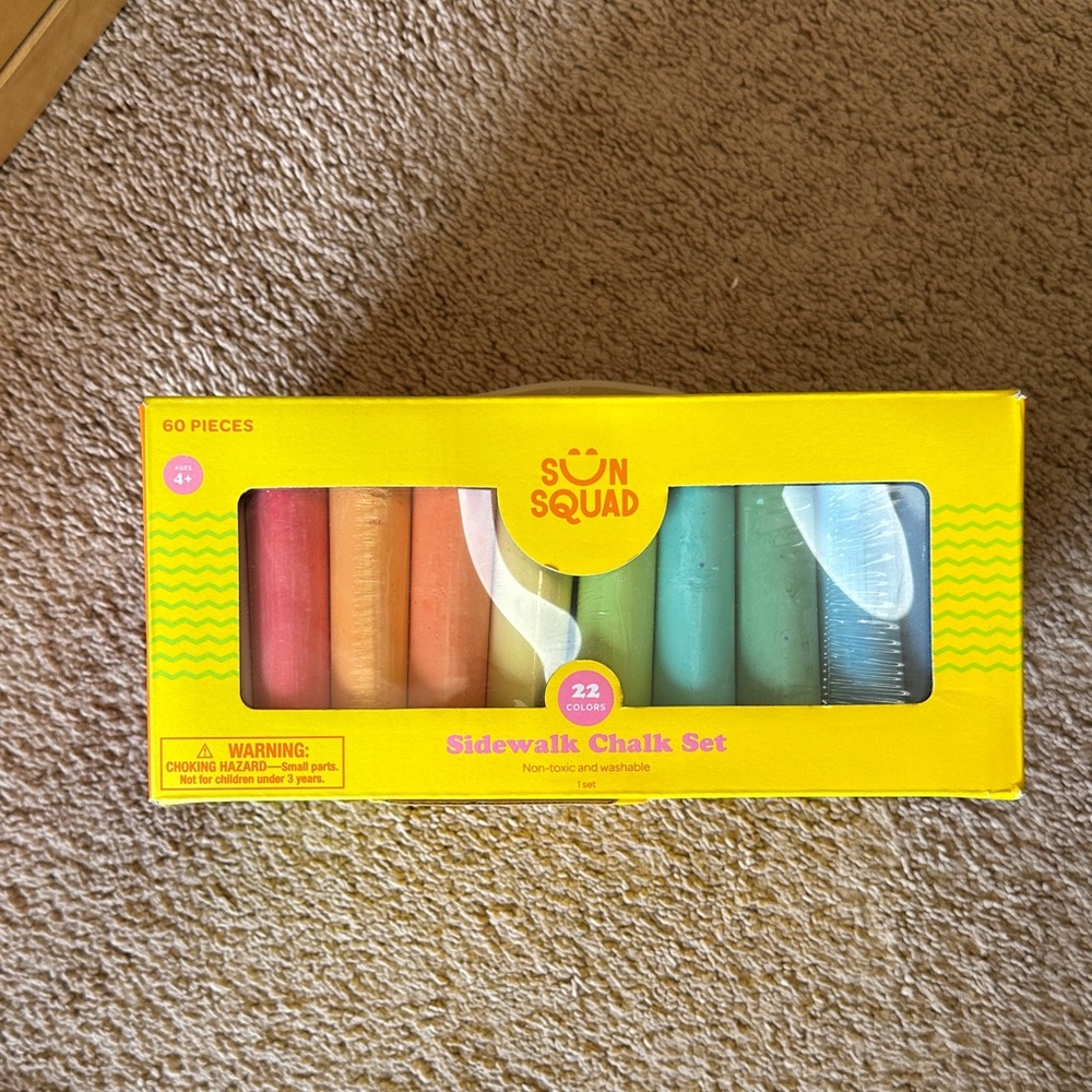 Sun Squad Multicolor Sidewalk Chalk Set 20 colors 60 pieces